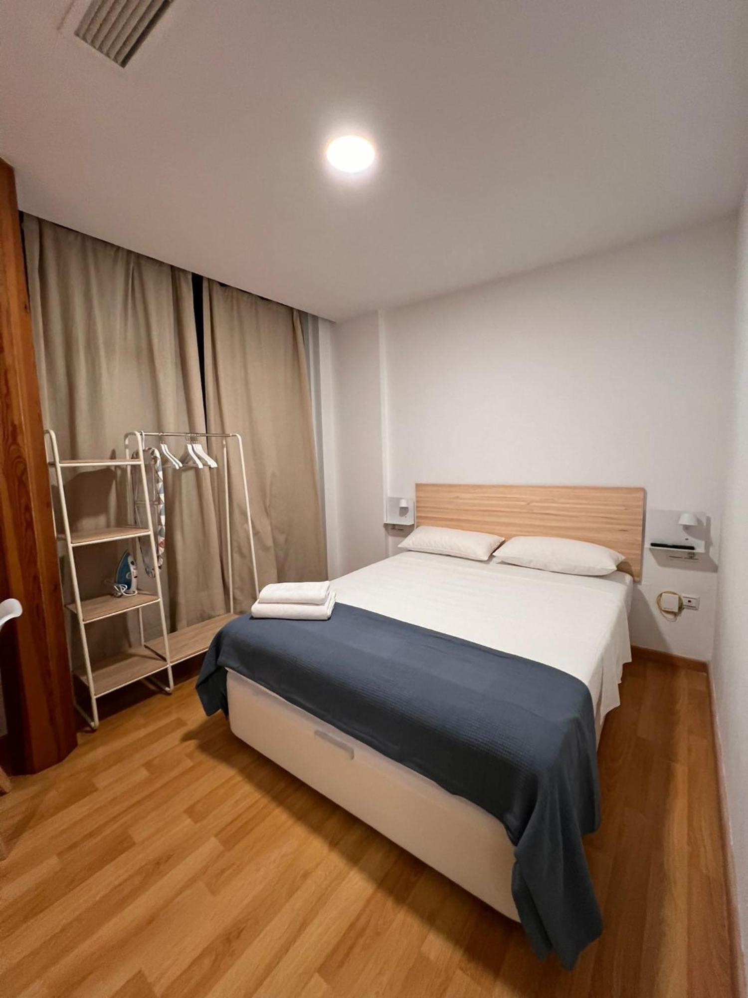 Apartamento Carreteria Centro Малага Екстер'єр фото
